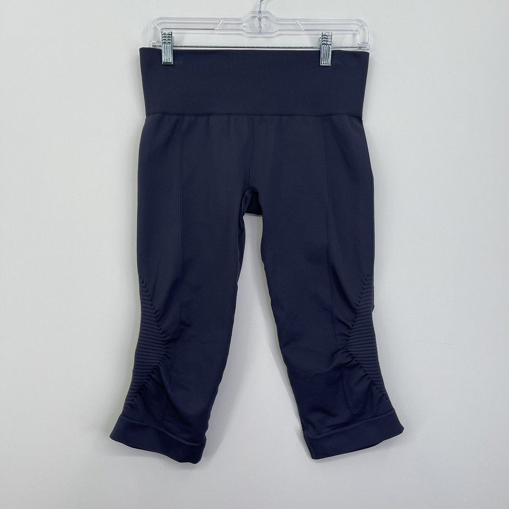 Lululemon Womens Crop Leggings Size 8 Blue Capri
